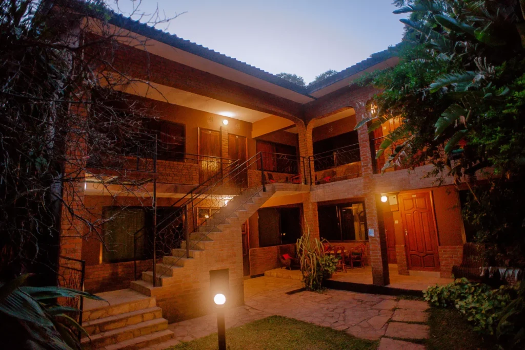 128-Outpost-lodge