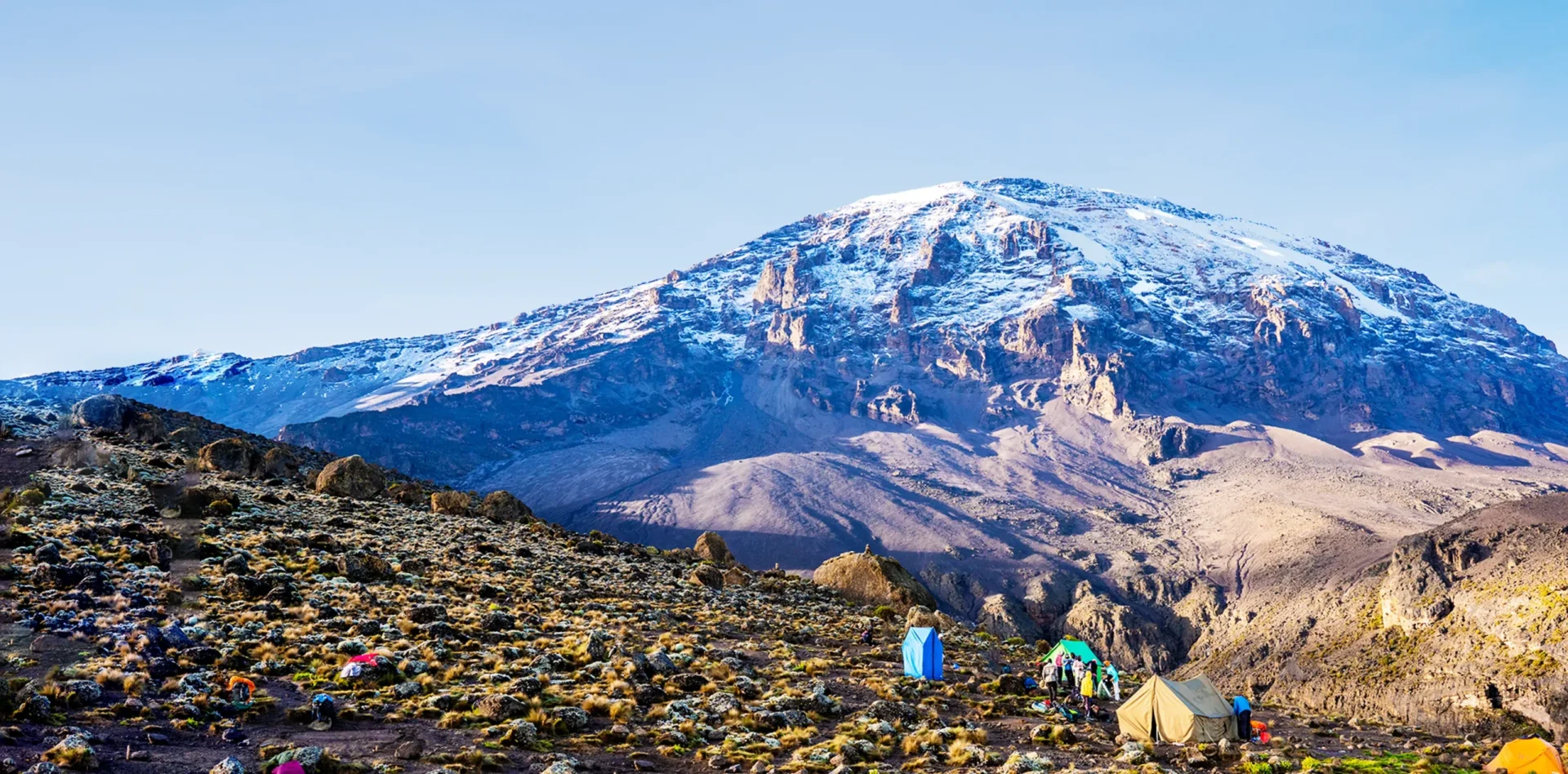climbing-to-roof-of-africa-guide-to-select-the-best-kilimanjaro-route-banner-scaled